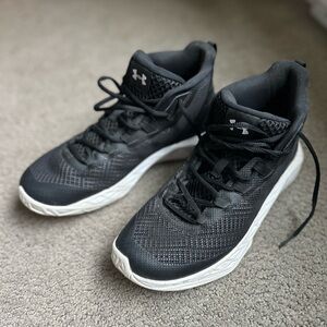 Under Armour Basketball Sneakers